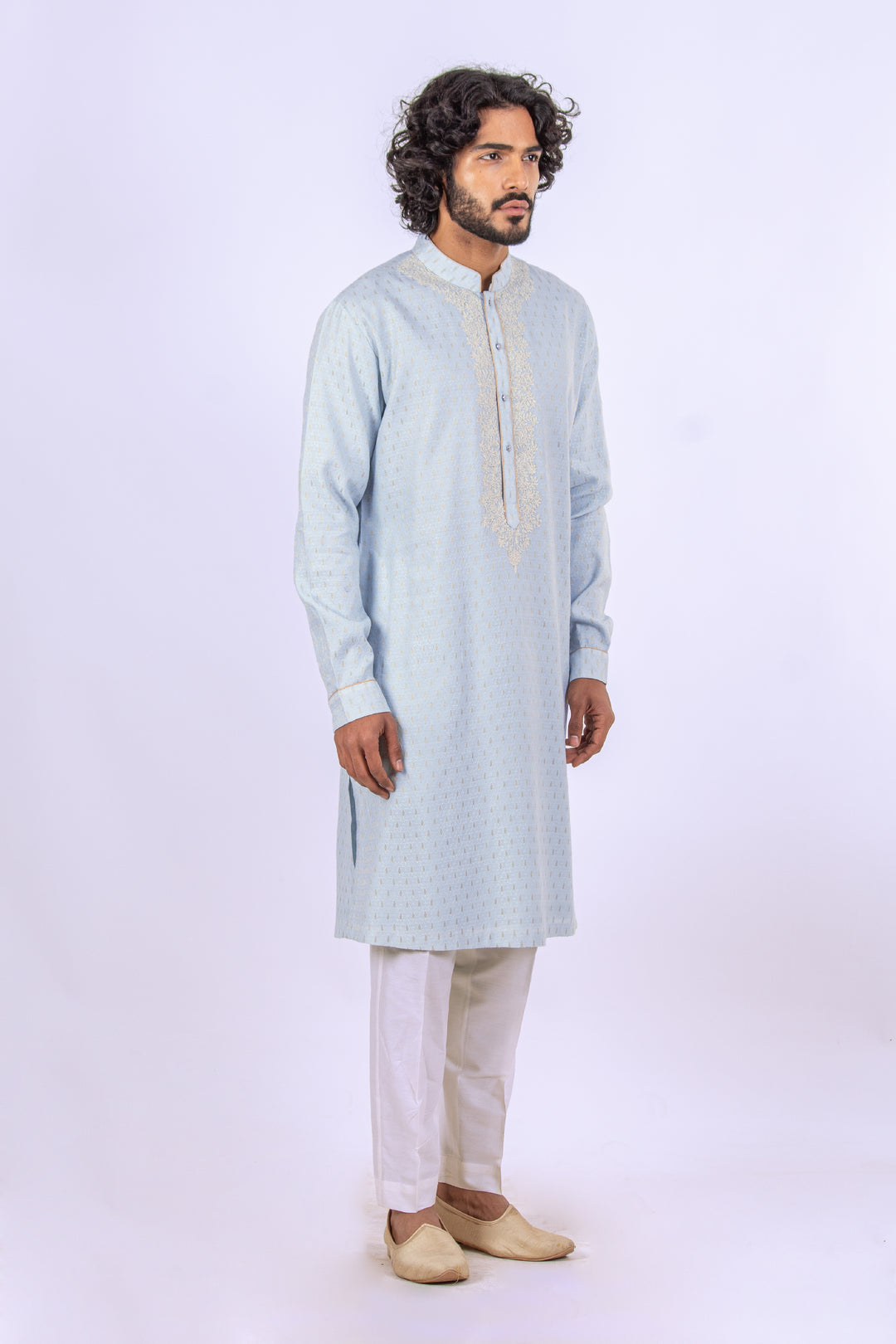 POWDER BLUE KIRAN DORI EMBROIDERED NECKLINE KURTA (only kurta)