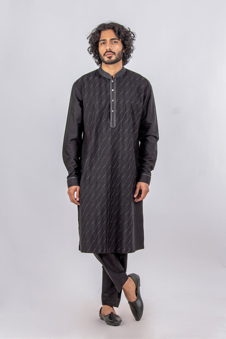 BLACK ALLOVER FINE PINTUCK AND DHAGAI KURTA