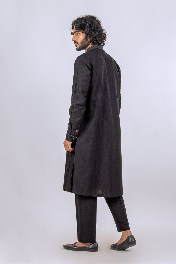 BLACK ALLOVER FINE PINTUCK AND DHAGAI KURTA