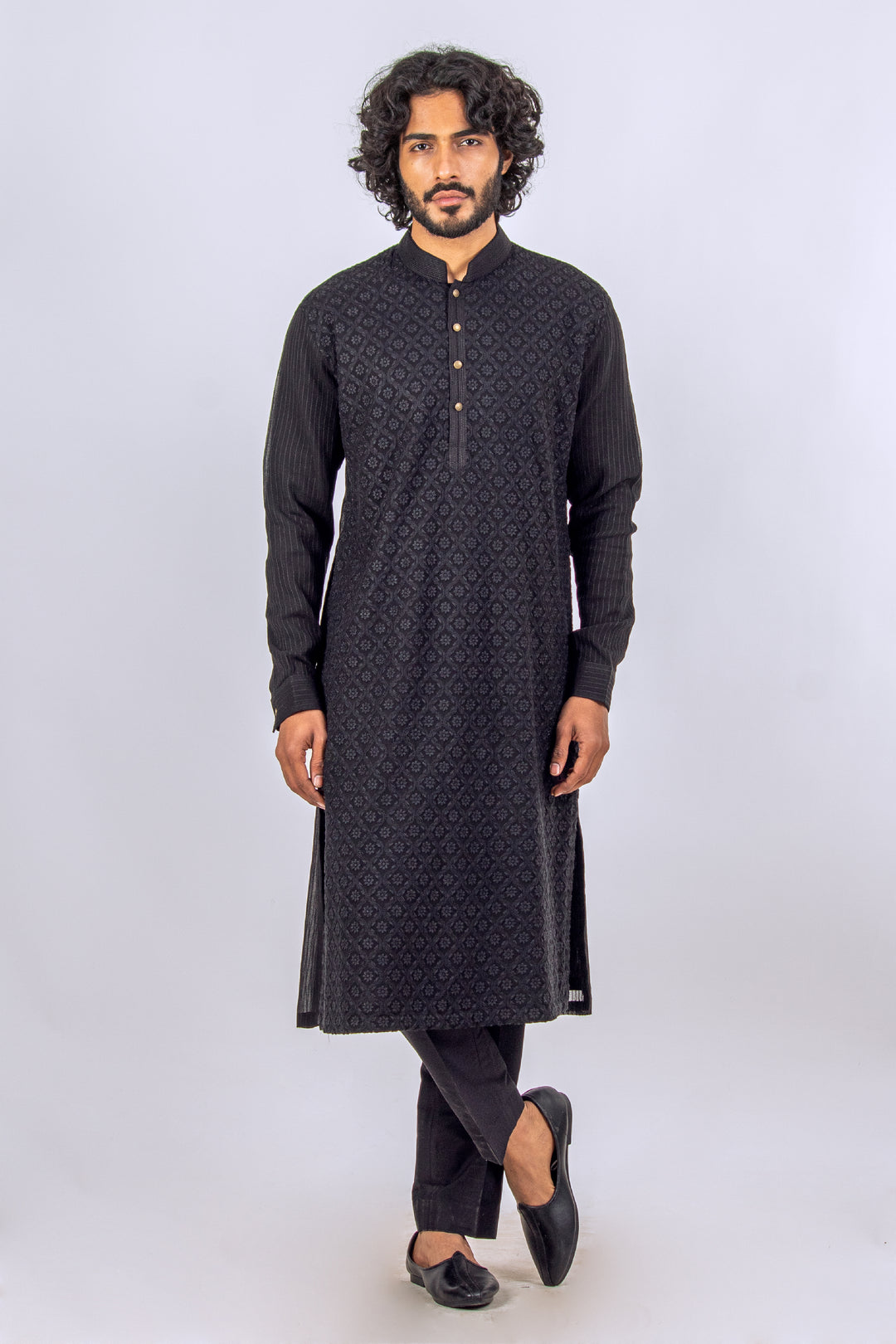 ALLOVER MACHINE EMBROIDERY KURTA