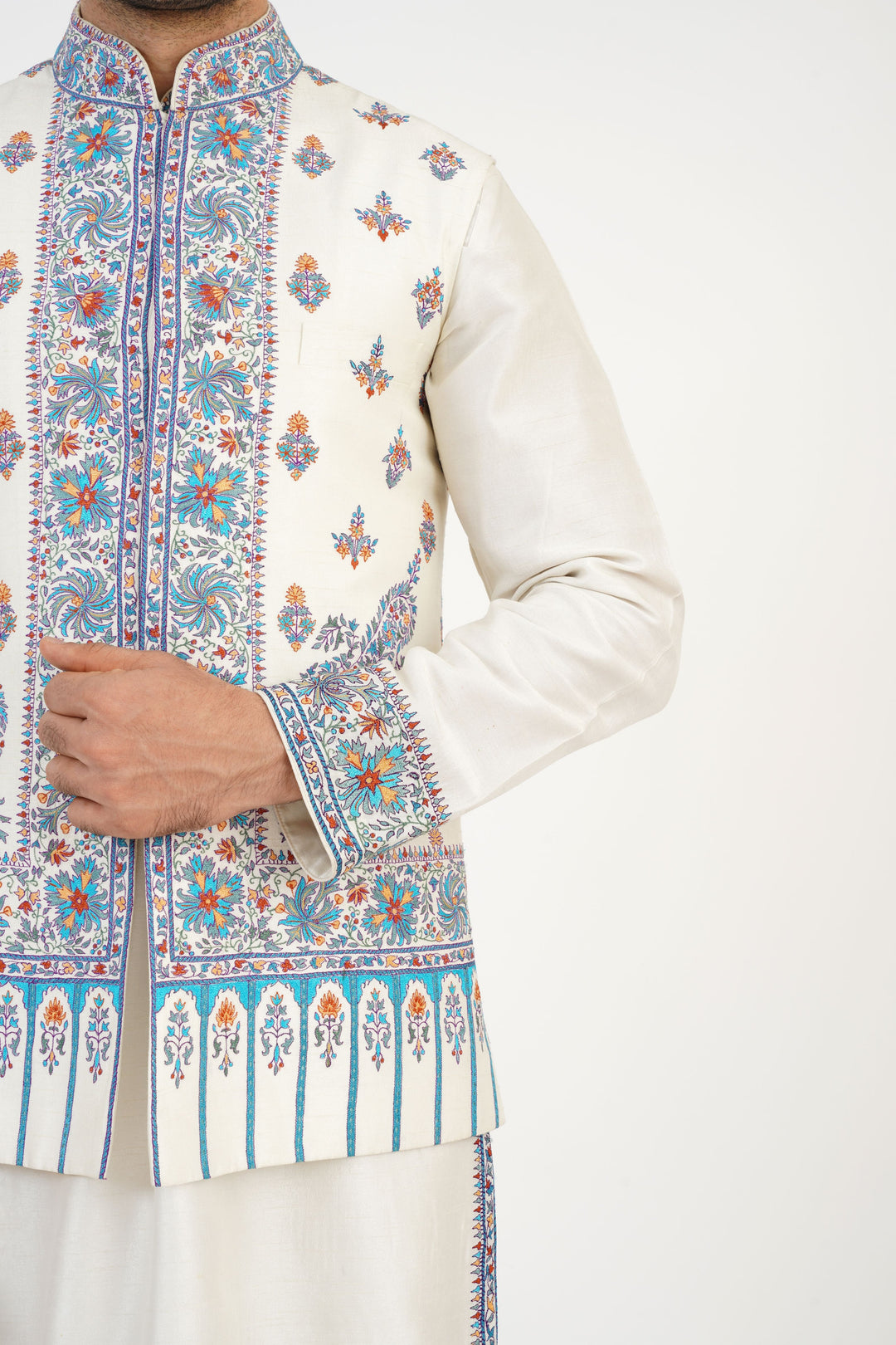 Offwhite Multicolored Bundi Kurta Set