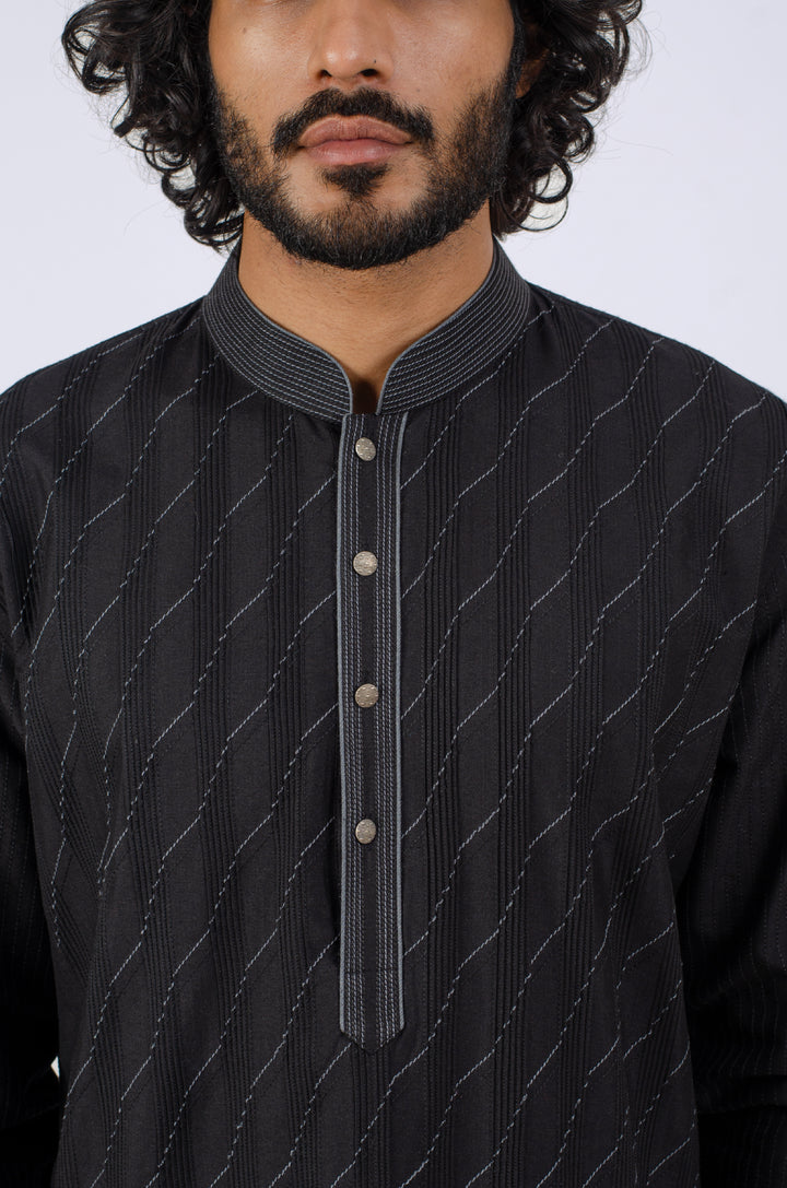 BLACK ALLOVER FINE PINTUCK AND DHAGAI KURTA