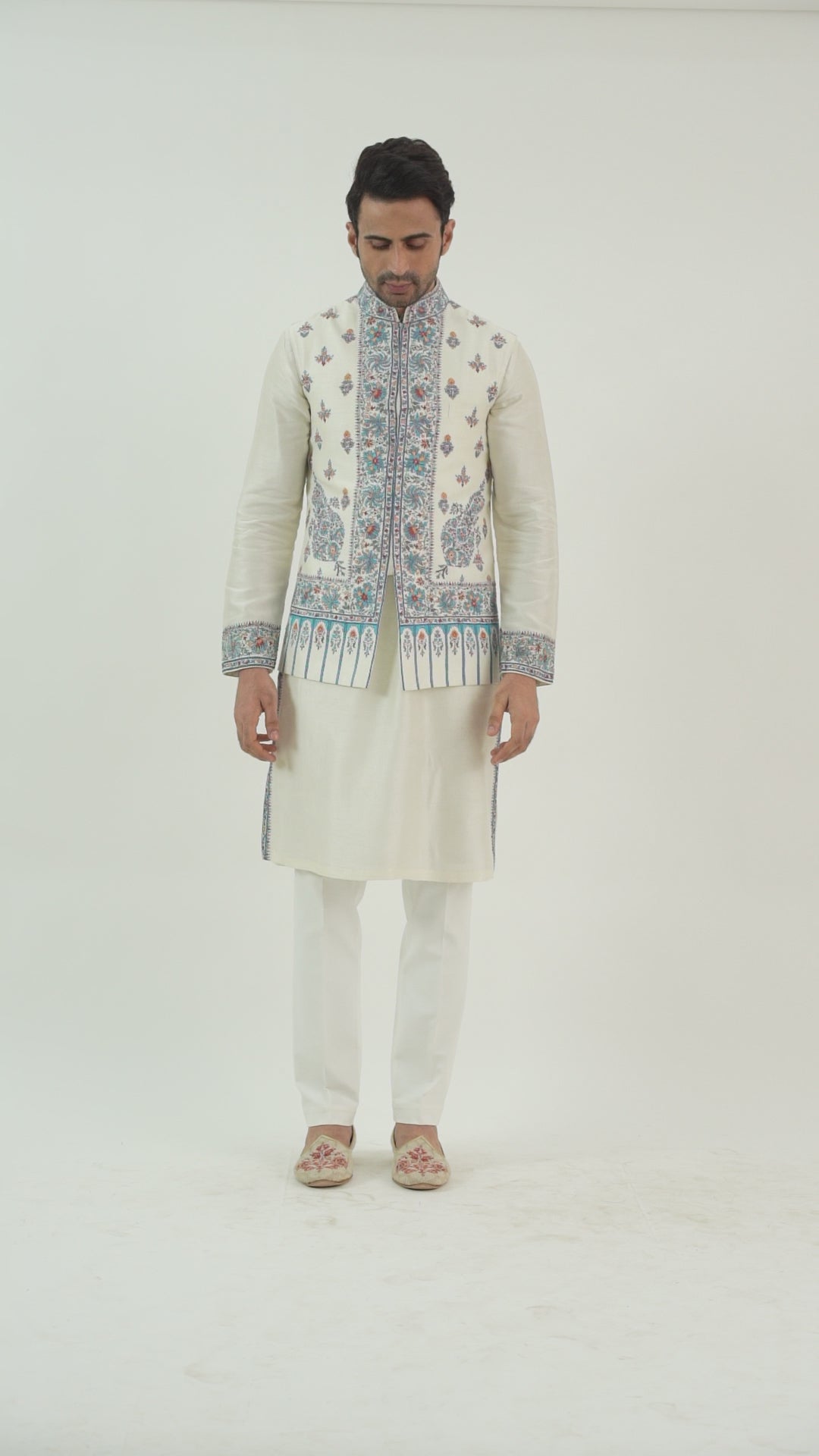 Offwhite Multicolored Bundi Kurta Set